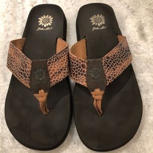 Yellow Box Flip Flops size 9.5